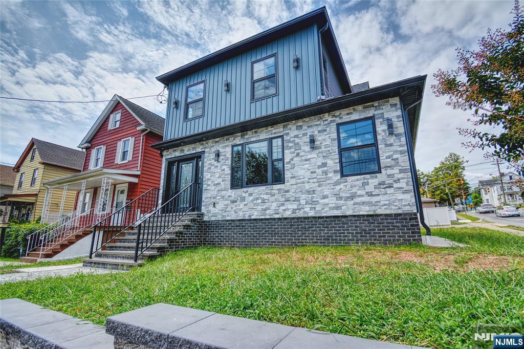 72 Hille Place, Ridgefield Park