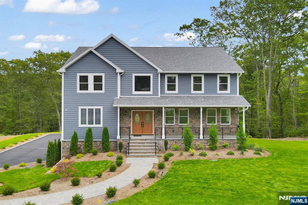 24 Eagles Nest Terrace, West Milford