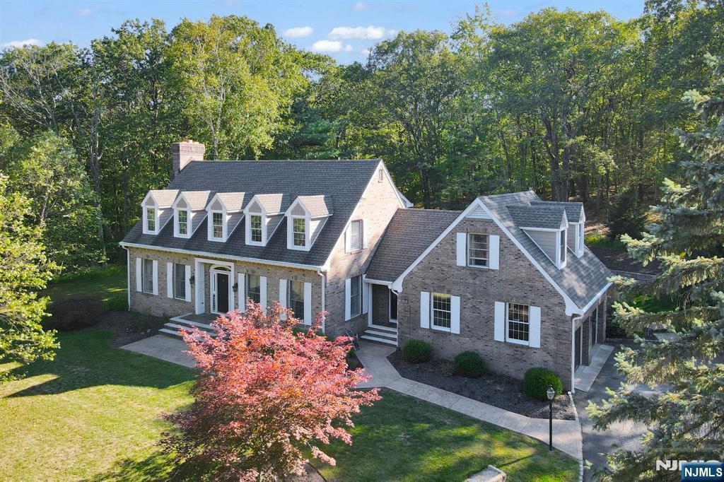 16 Pond View Drive, West Milford