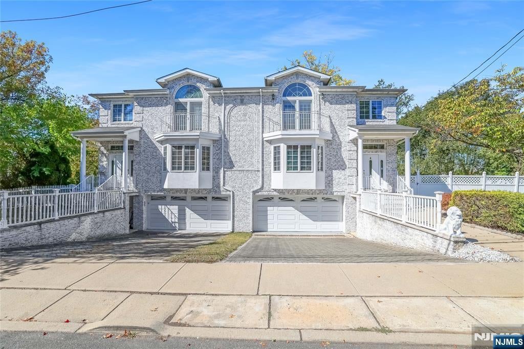 4 Maple Avenue 2, Waldwick