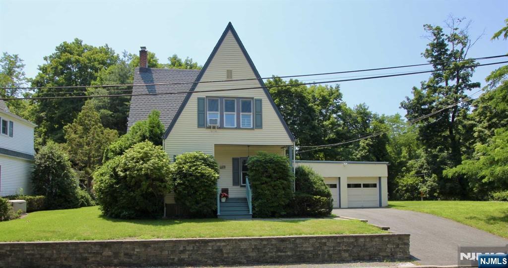 6 Cottage Place, Allendale