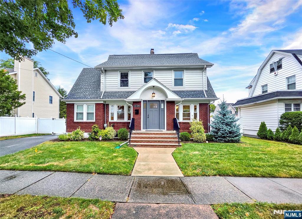 15-09 Morlot Avenue, Fair Lawn