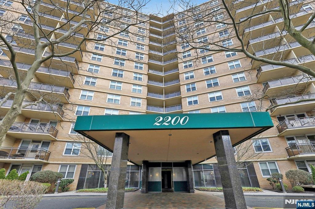 2200 N Central 10b, Fort Lee
