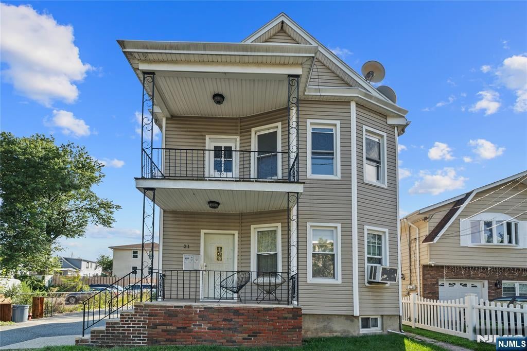 21 Walnut 2, Clifton