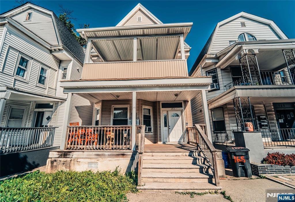 163 Oraton, East Orange