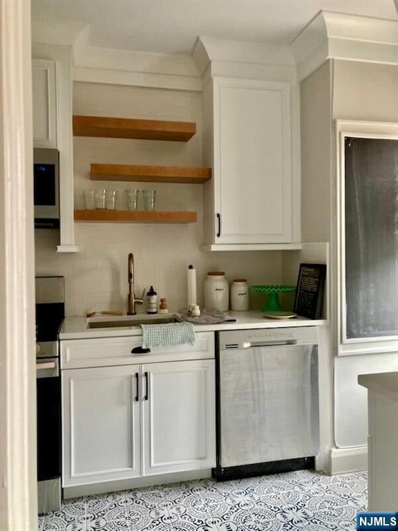 275 Engle A4, Englewood