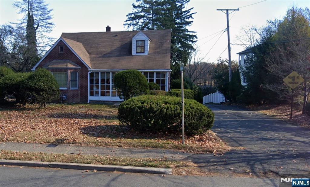 106 Farview, Paramus