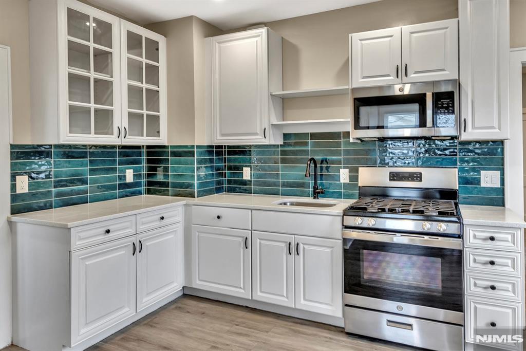 216 Phillips 1fl, South Hackensack