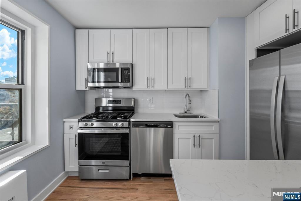 2195 North 4c, Fort Lee