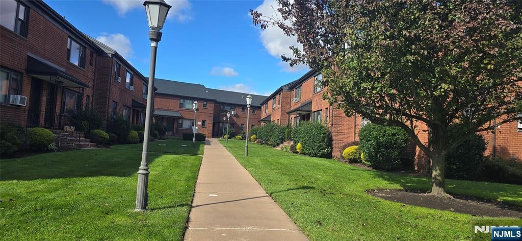 2173 C N Central C, Fort Lee