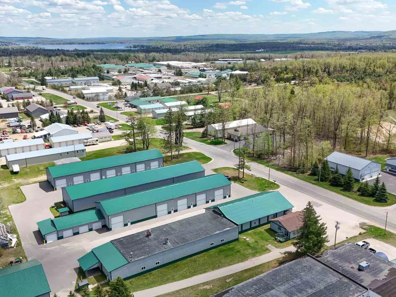 821 W Conway Road 1,2,3a, Harbor Springs