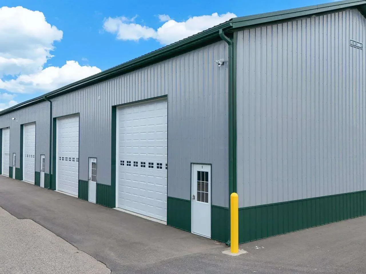 853 W Conway Road 1b, Harbor Springs