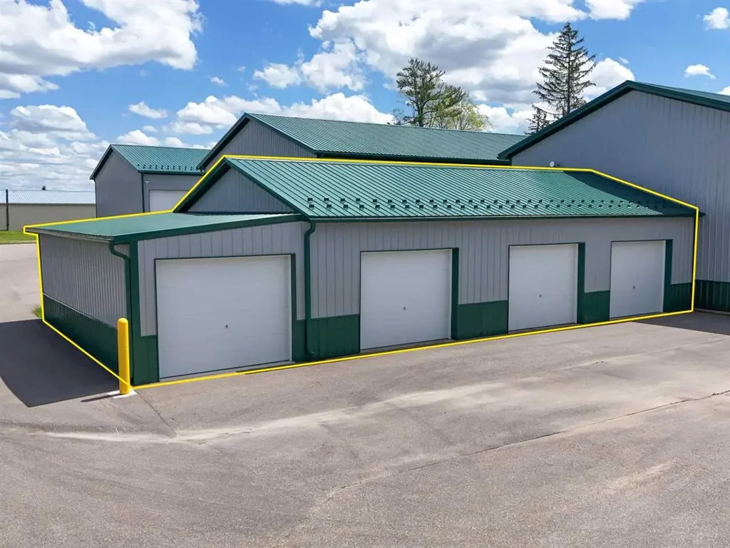 853 W Conway Road 6b, Harbor Springs