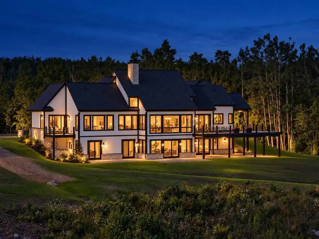 4712 Sunset View Lane, Petoskey