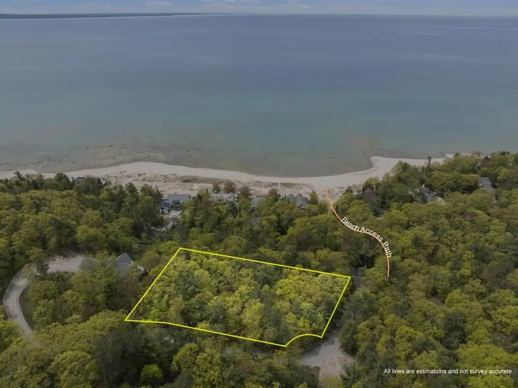8385 Seven Mile Point Court, Harbor Springs