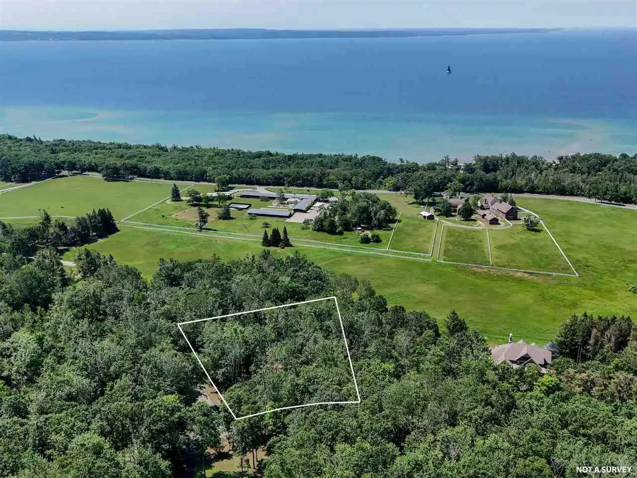 1222 Timber Pass, Harbor Springs