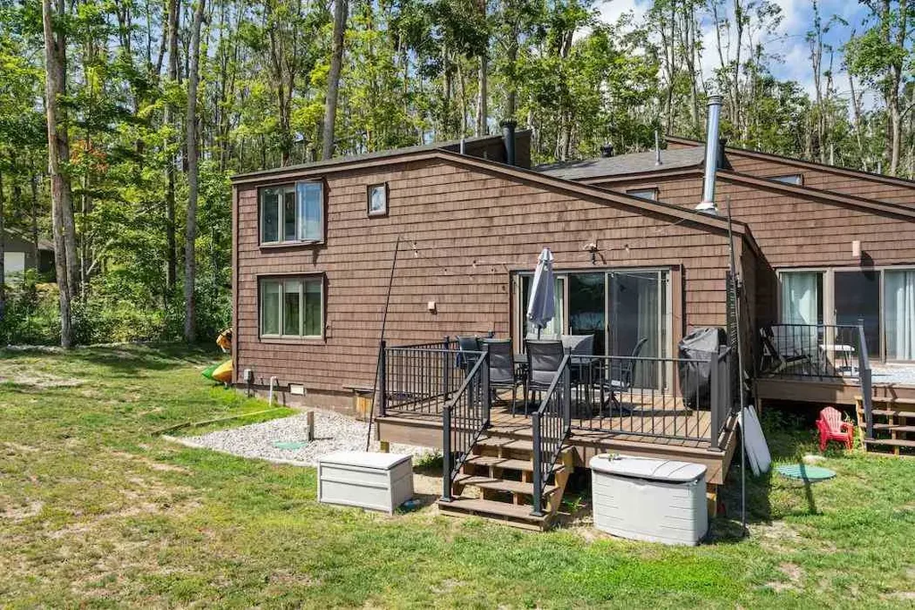 1911 Limberlost Lane, Gaylord