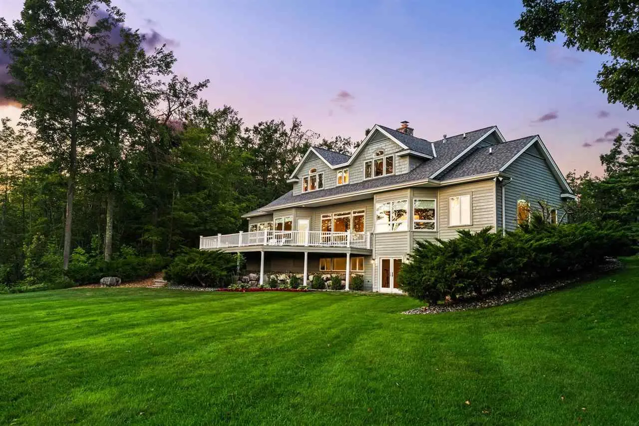 731 W Hathaway Road, Harbor Springs