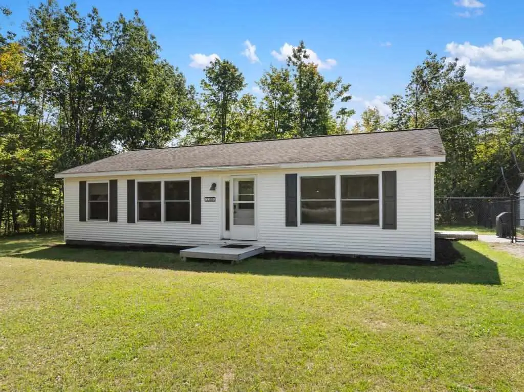 5388 Powers Rd, Alanson