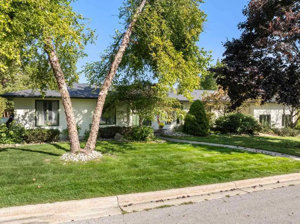 1051 Hoffman Street, Petoskey