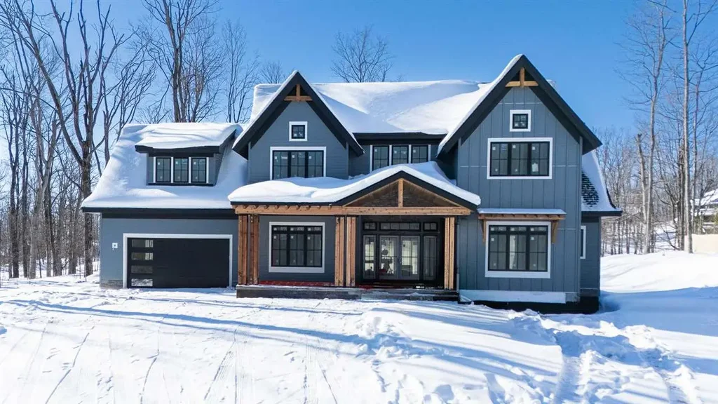 4725 Turfway Trail, Harbor Springs