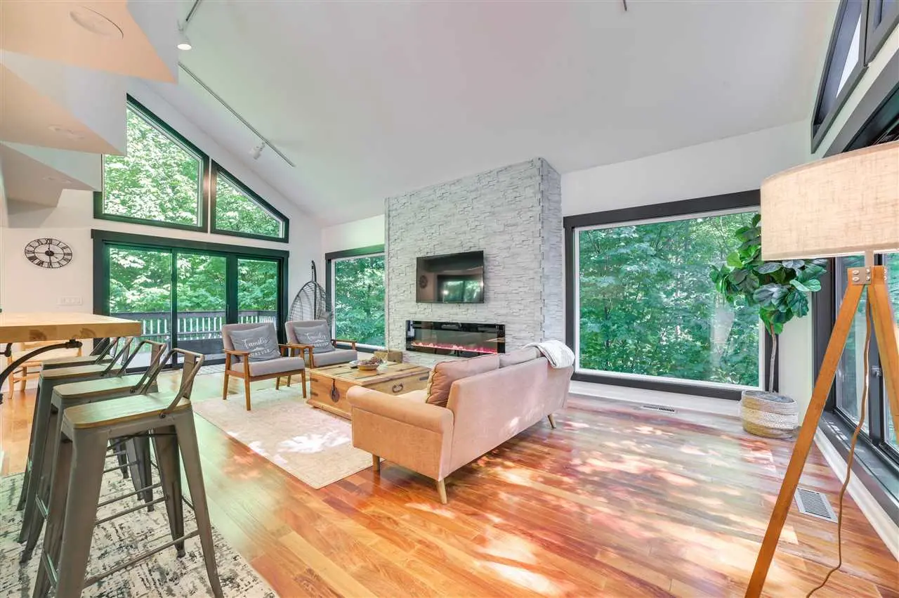 1718 Foxcroft Court, Harbor Springs