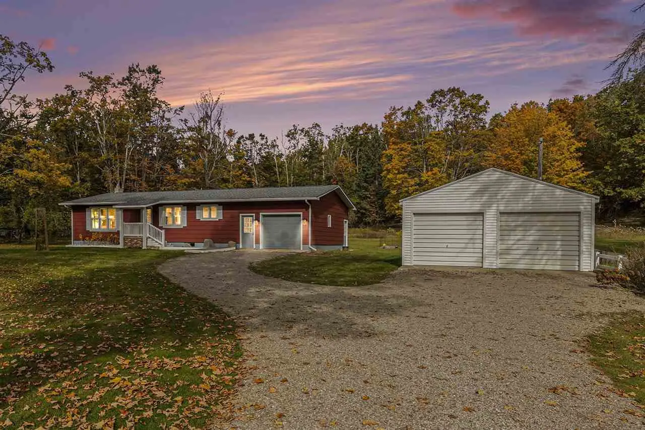 7433 Harbor-petoskey Road, Harbor Springs