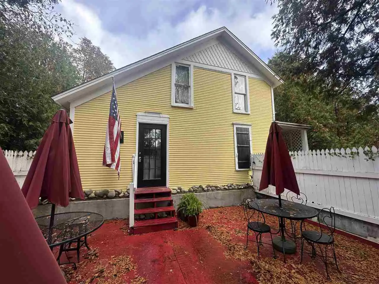 1 Rosedale Ave, Petoskey