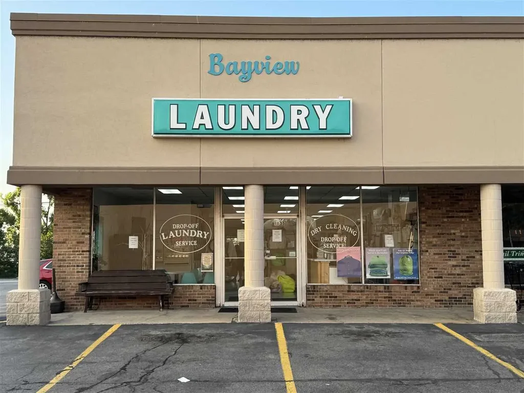 1135 N Us 31, Petoskey