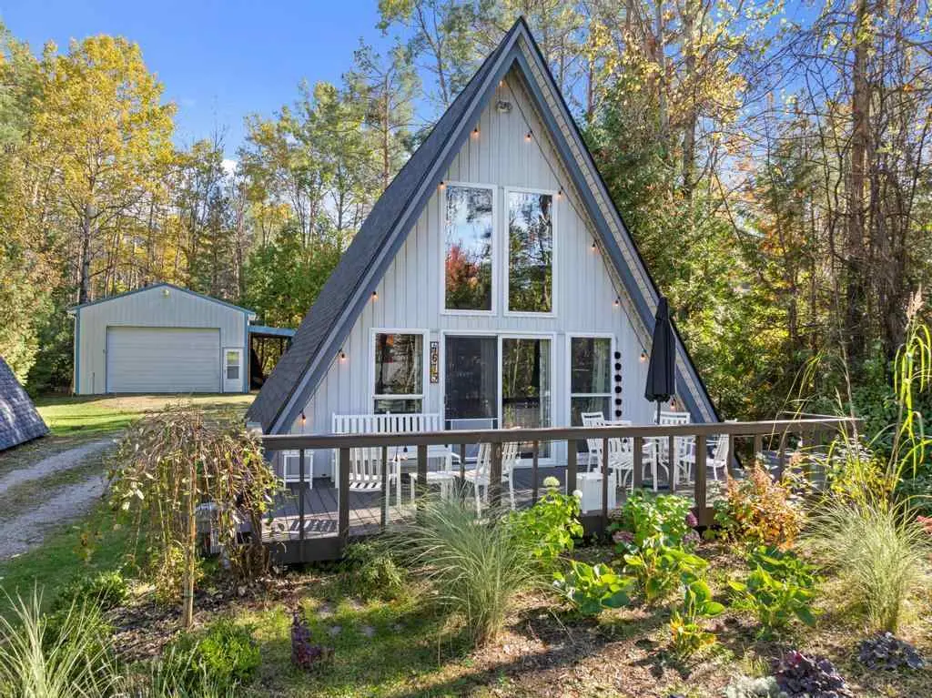 4675 Inland Route Drive, Indian River