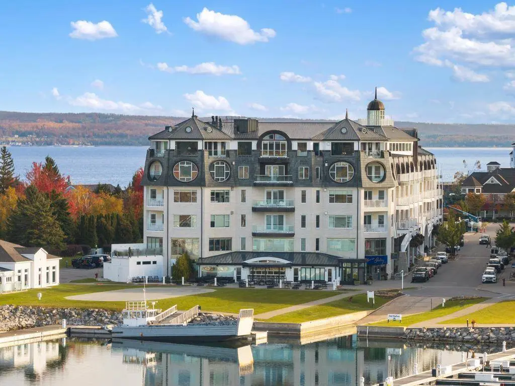 4200 Main Street #25 & G-18, Petoskey