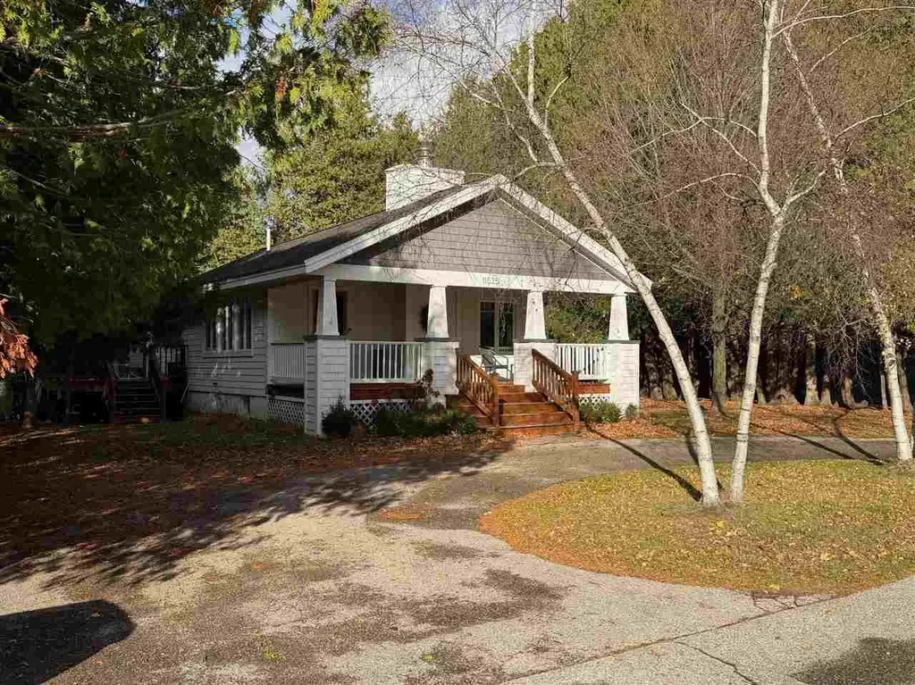 11535 N Us 31, Charlevoix