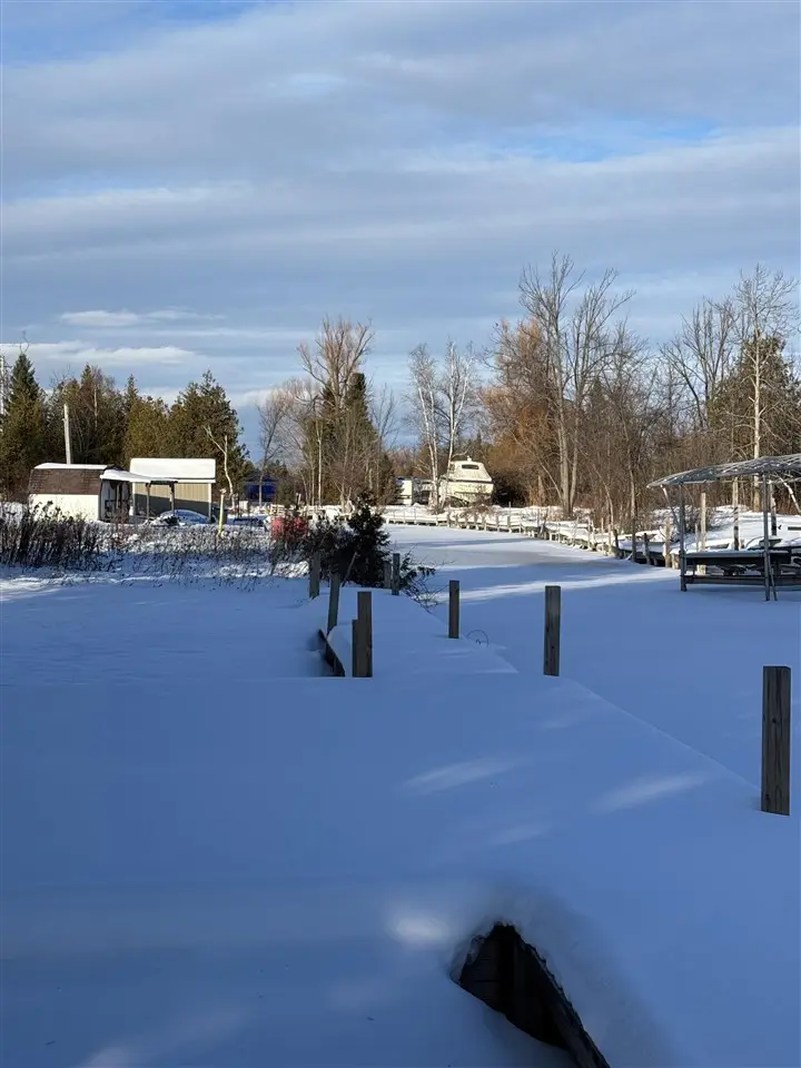 3141& 3145 Mingo Trail, Indian River