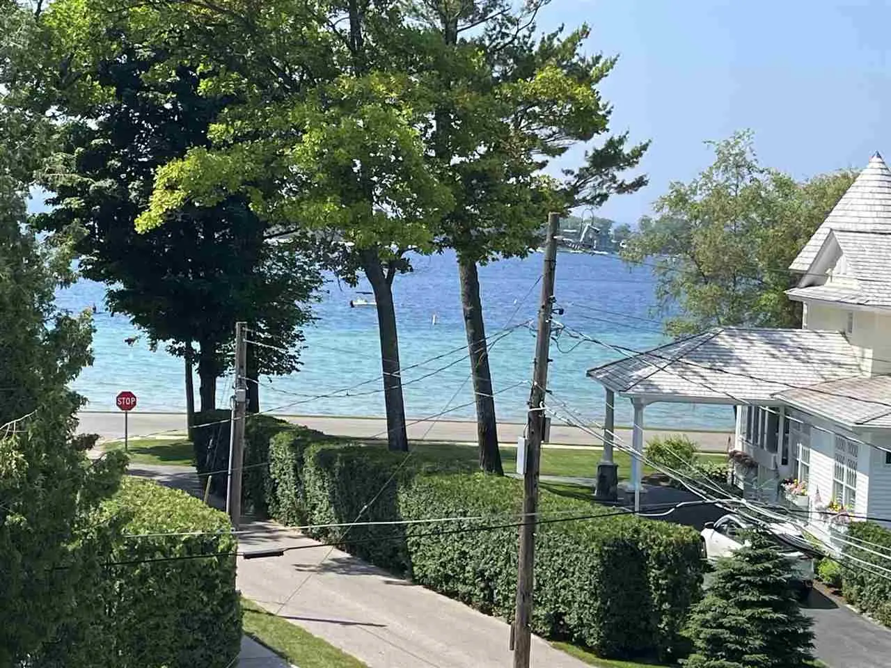 216 Artesian Avenue 3, Harbor Springs