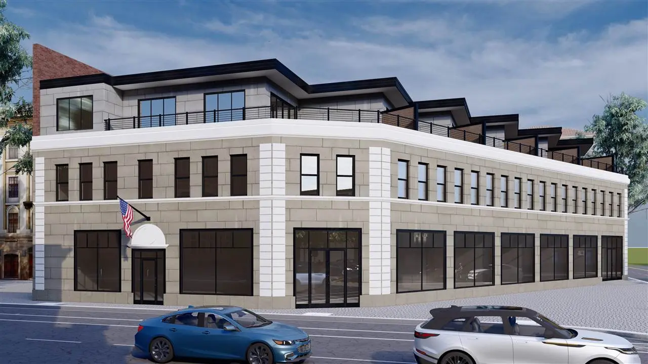 410 E Mitchell Street 2f, Petoskey