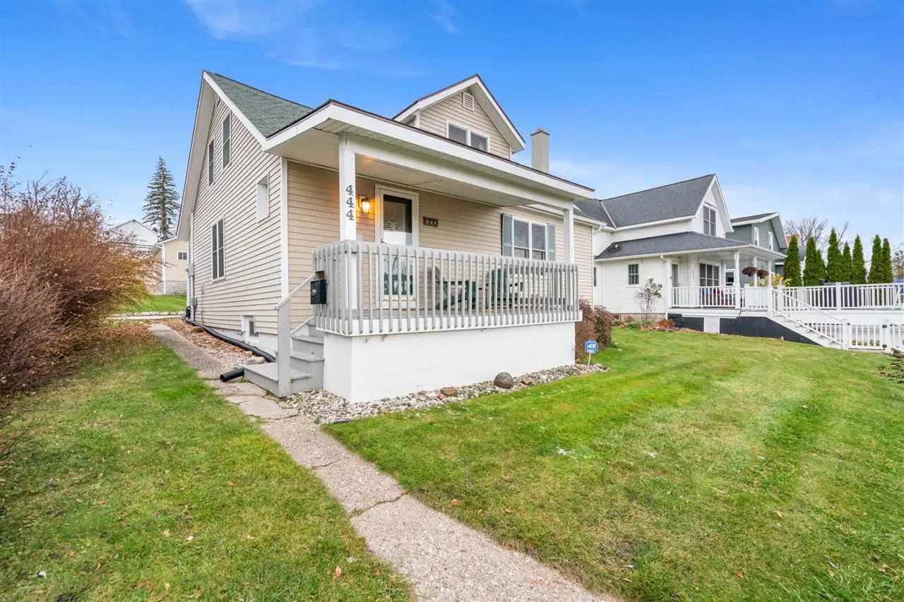444 Grove Street, Petoskey