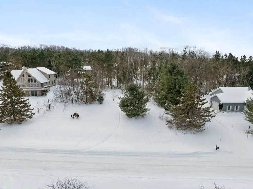 165 Pleasant Valley Drive, Harbor Springs