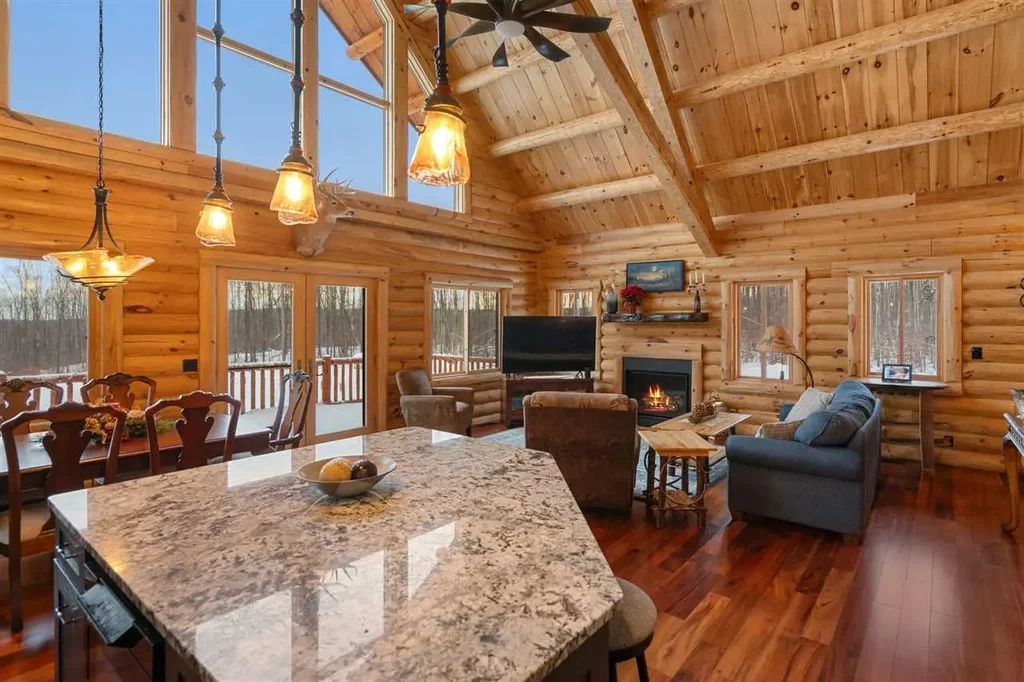 899 S State Road, Harbor Springs