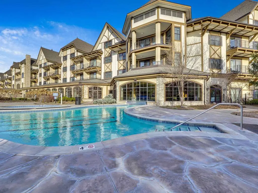 02780 -2 Boyne Mountain Road Unit 2 Door 349 - Saalbach Suite, Boyne Falls