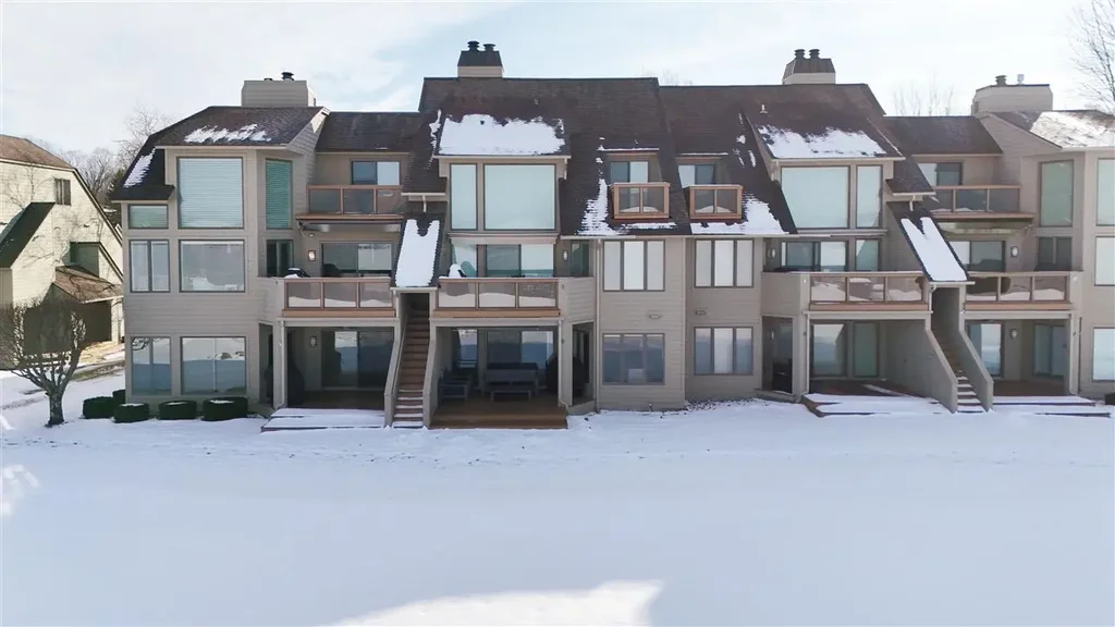 600 Front Street 63, Boyne City