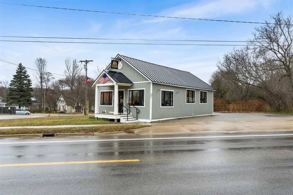 501 Boyne Avenue, Boyne City