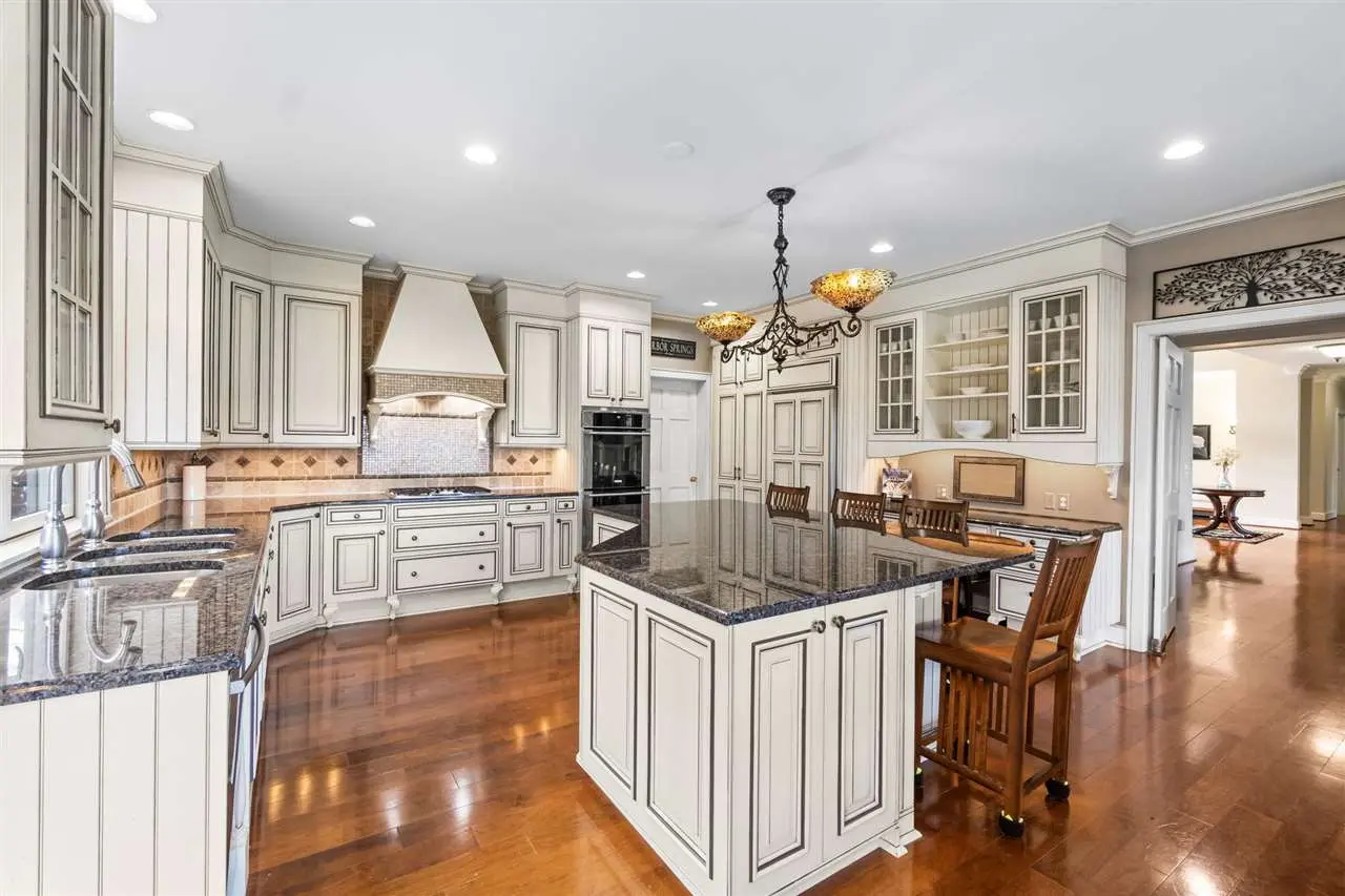 2286 Pinecrest, Harbor Springs