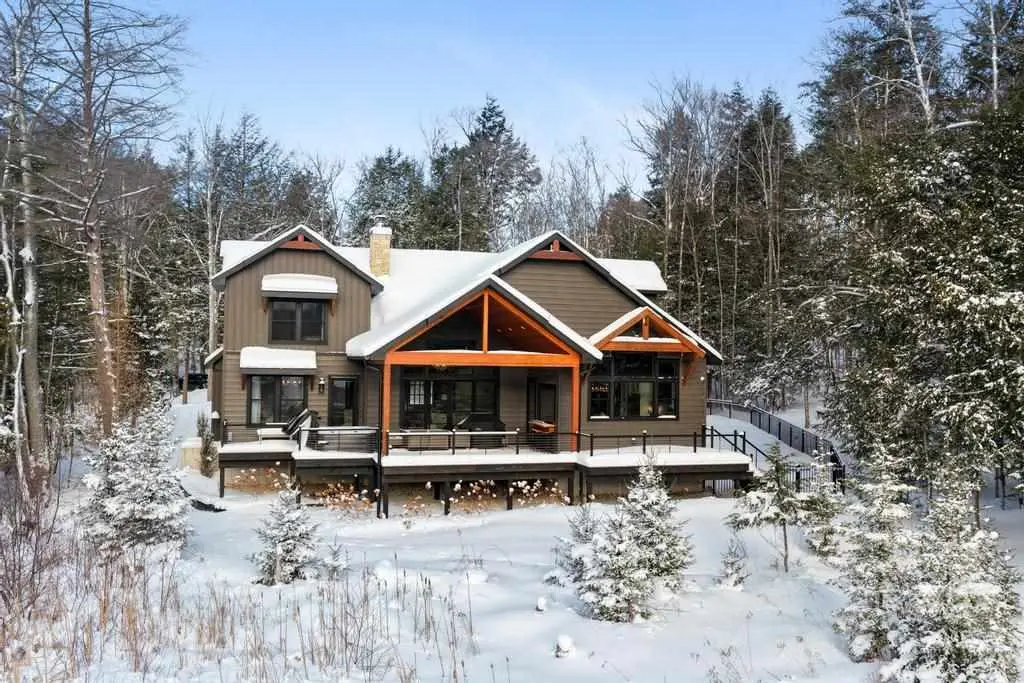 2342 Eagle Island Road, Boyne City