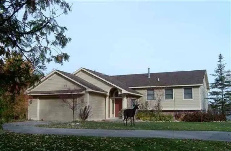 885 S M-88 Highway, Bellaire