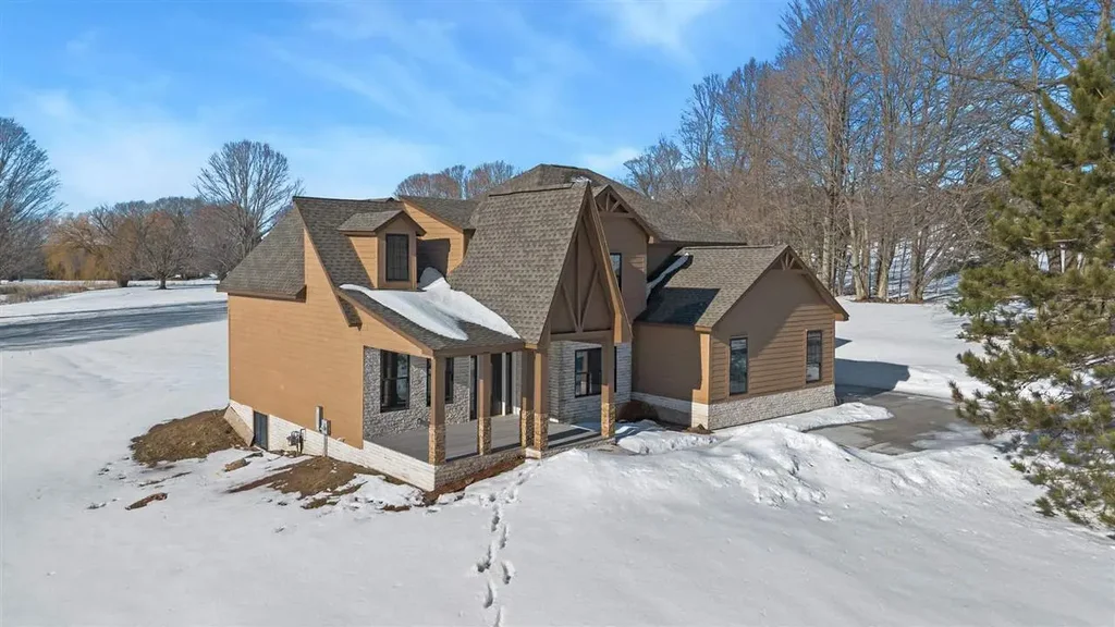 3565 Reserve Drive, Boyne City