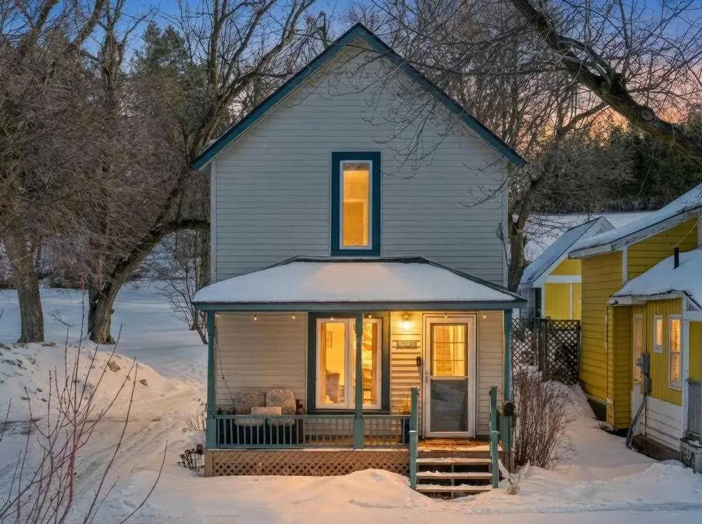 1035 Emmet Street, Petoskey