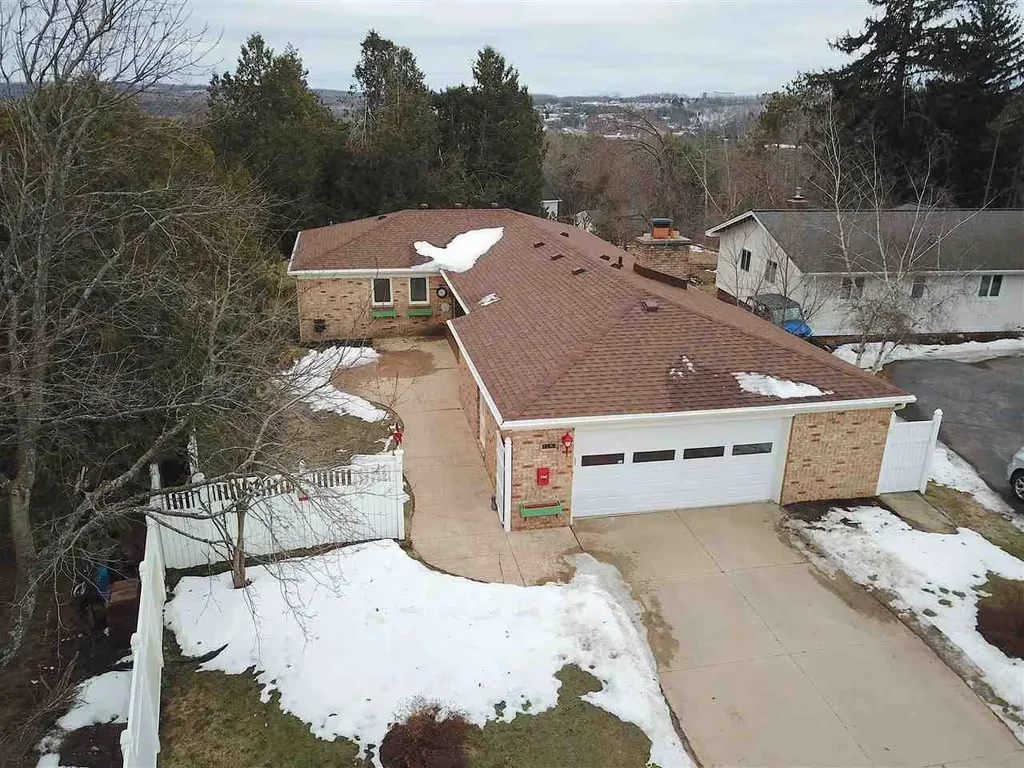 1180 Winnell Court, Petoskey