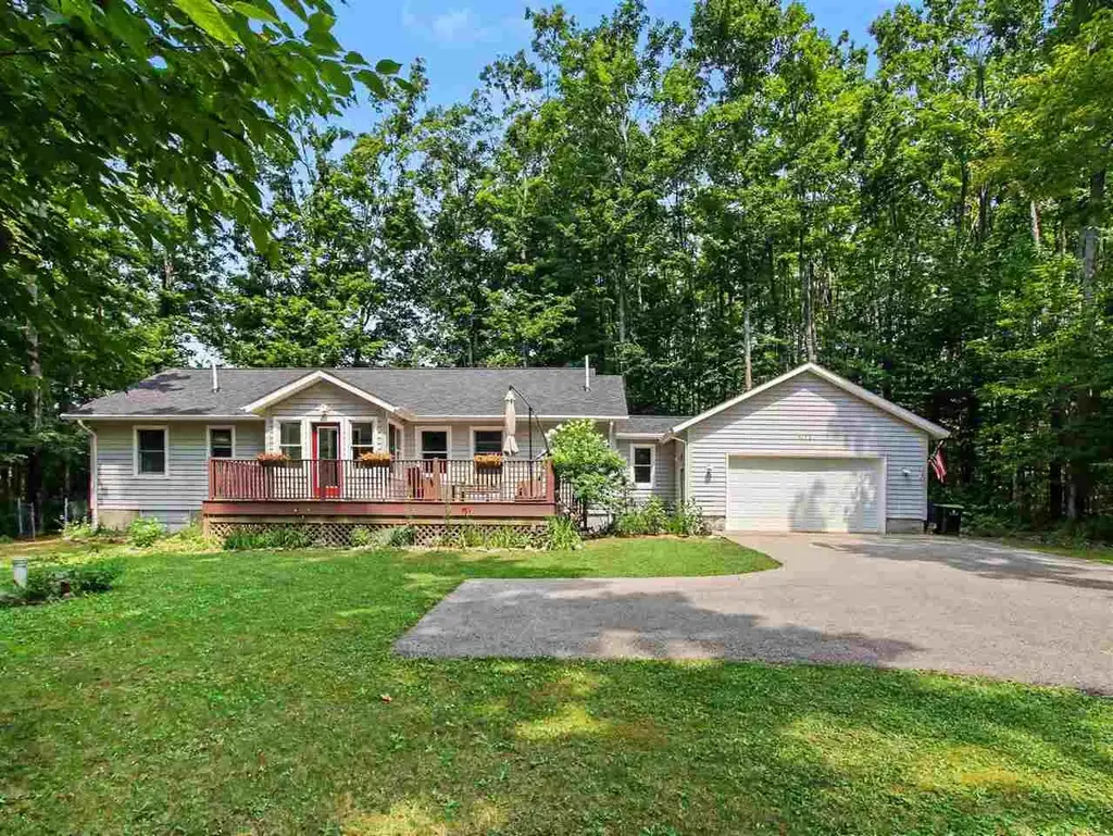 7450 Liegl Court, Alanson