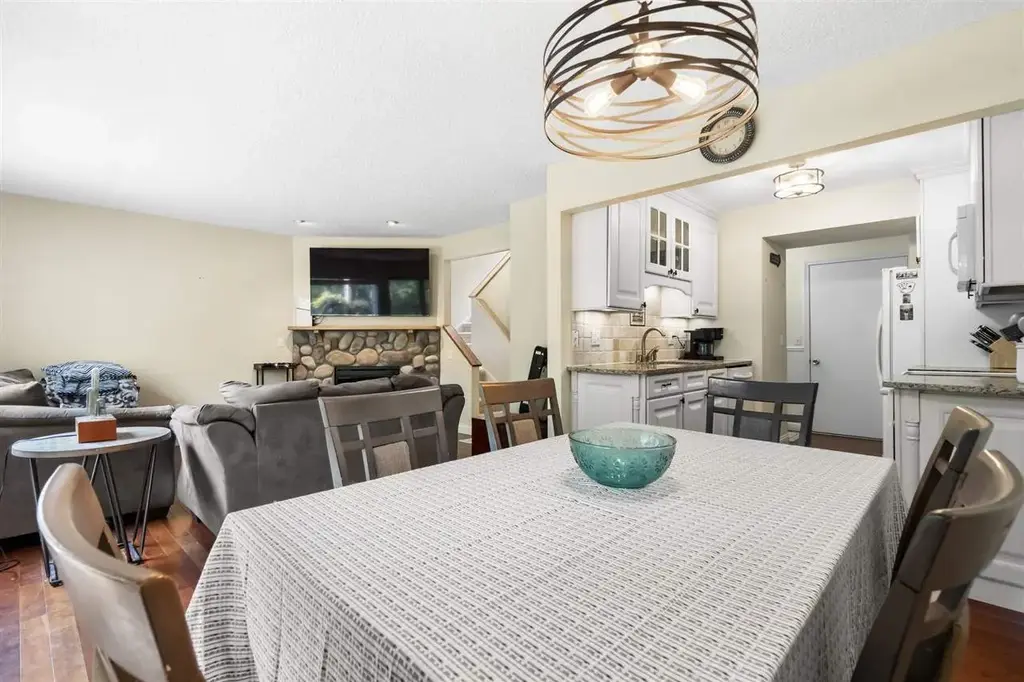 1185 Hideaway Valley Unit 39 39, Harbor Springs