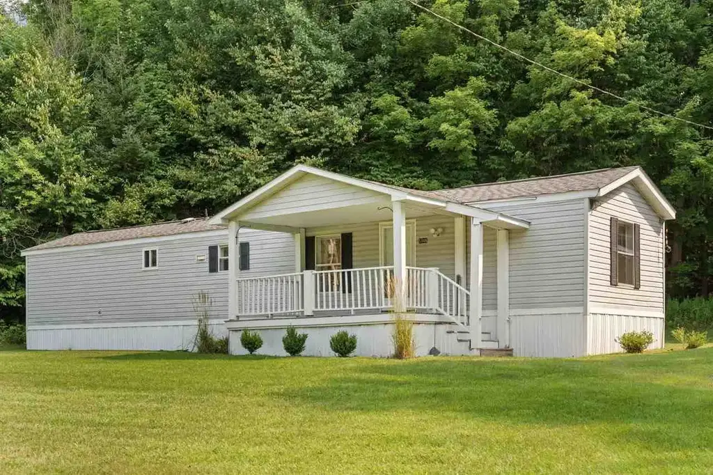 5346 Dingman School Road, East Jordan